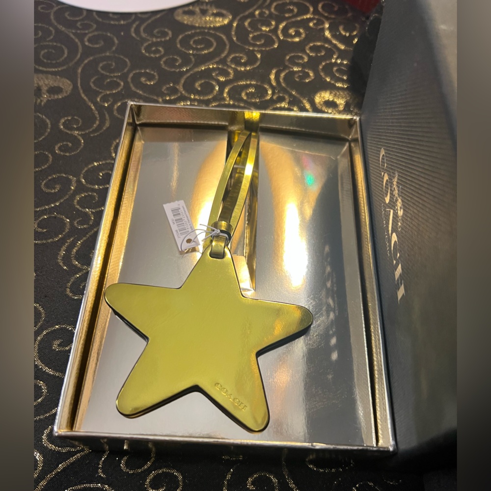 Coach Gold Metallic Lemon Star Ornament Bag Charm - Picture 5 of 16
